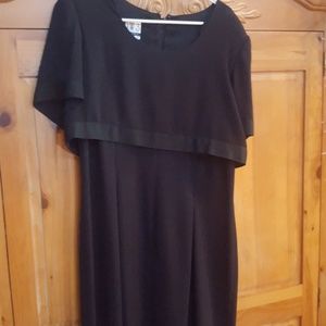 DW3 size 12 black dress long
